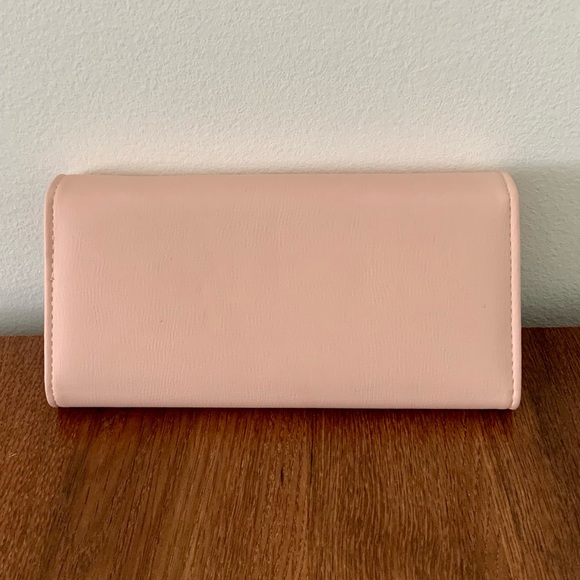 Pale Pink Clutch/Wallet - Picture 4 of 4